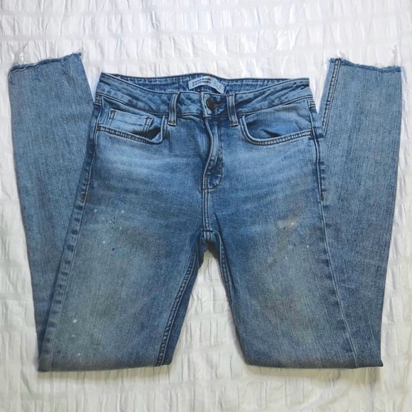 Zara Denim - Zara High Waisted Jeans Size 2